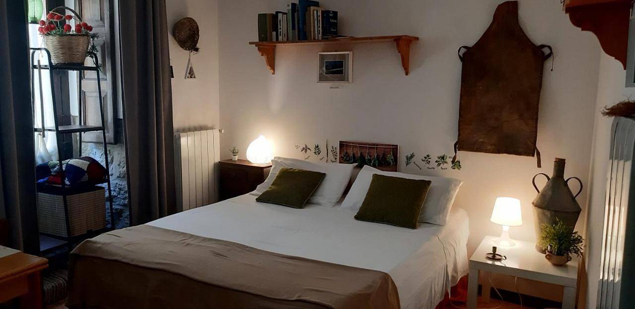 Double Room - Split Level - Annex in Petralia Soprana, Provincia di Palermo