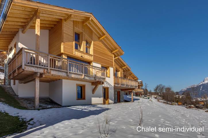 Chalet pour 10 personnes, avec terrasse ainsi que sauna et vue