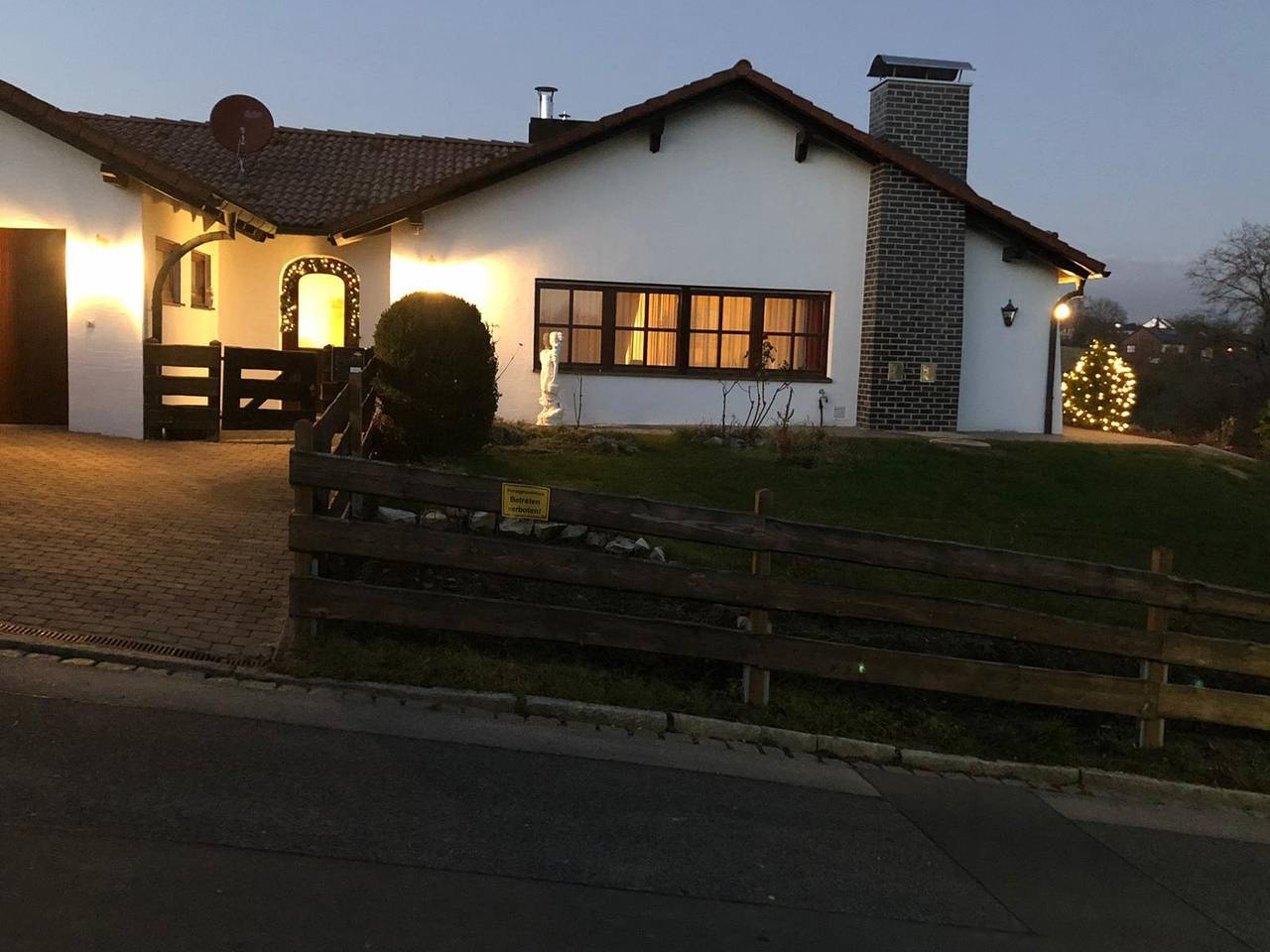 Landhaus Finest - Ferienwohnung Appartement "Grünsberg" in Altdorf bei Nürnberg, Frankenalb