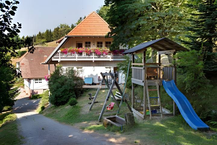 Ferienwohnung für 6 Personen, mit Balkon und Garten in Mittlerer Schwarzwald - 4
