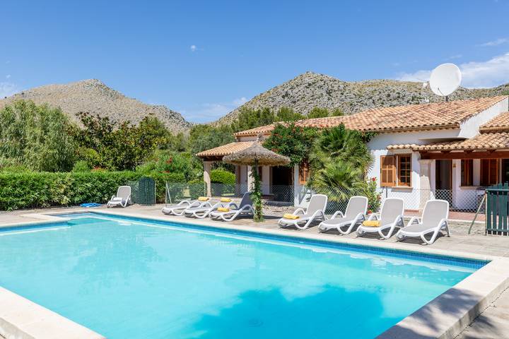 Chalet para 10 personas, con Terraza y Jardín en Boquer