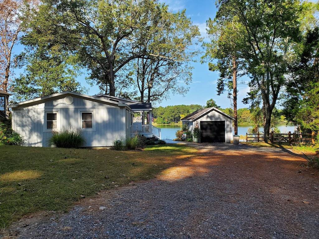Waterfront Living mit Blick auf private Pier-malerische Aussichten und Sonnenuntergänge! in Gloucester County