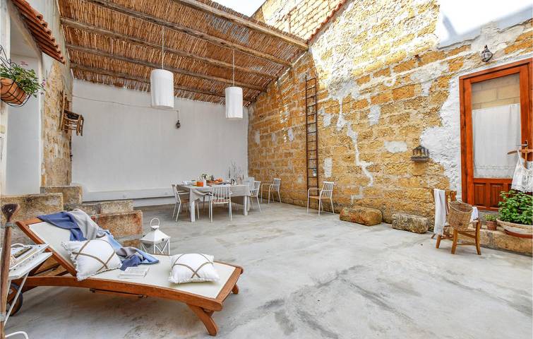 Gîte pour 6 personnes, avec terrasse à Trappeto - 2