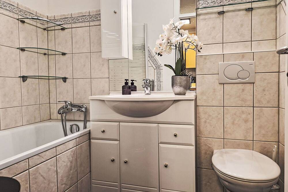 Ganze Wohnung, Angenehme Wohnung für 3 Gäste mit Pool,  W-Lan, Tv und Balkon in Loferer und Leoganger Steinberge, Sankt Martin bei Lofer
