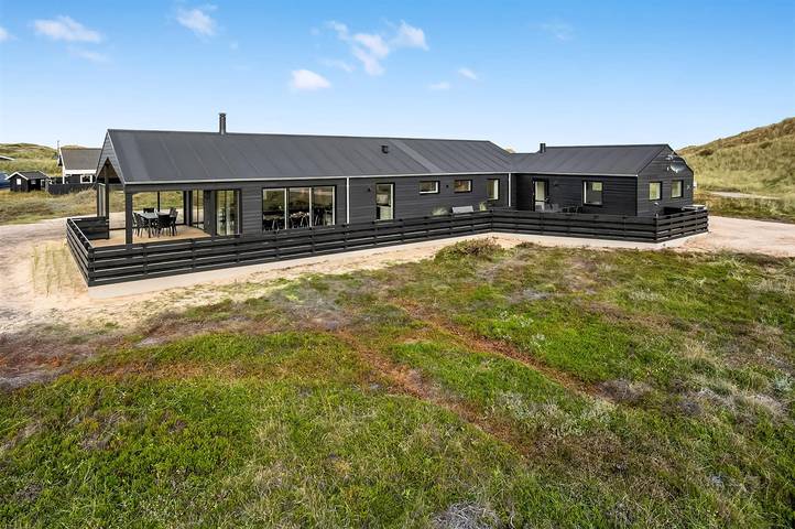Ferienhaus für 8 Personen, mit Terrasse und Sauna in Houvig