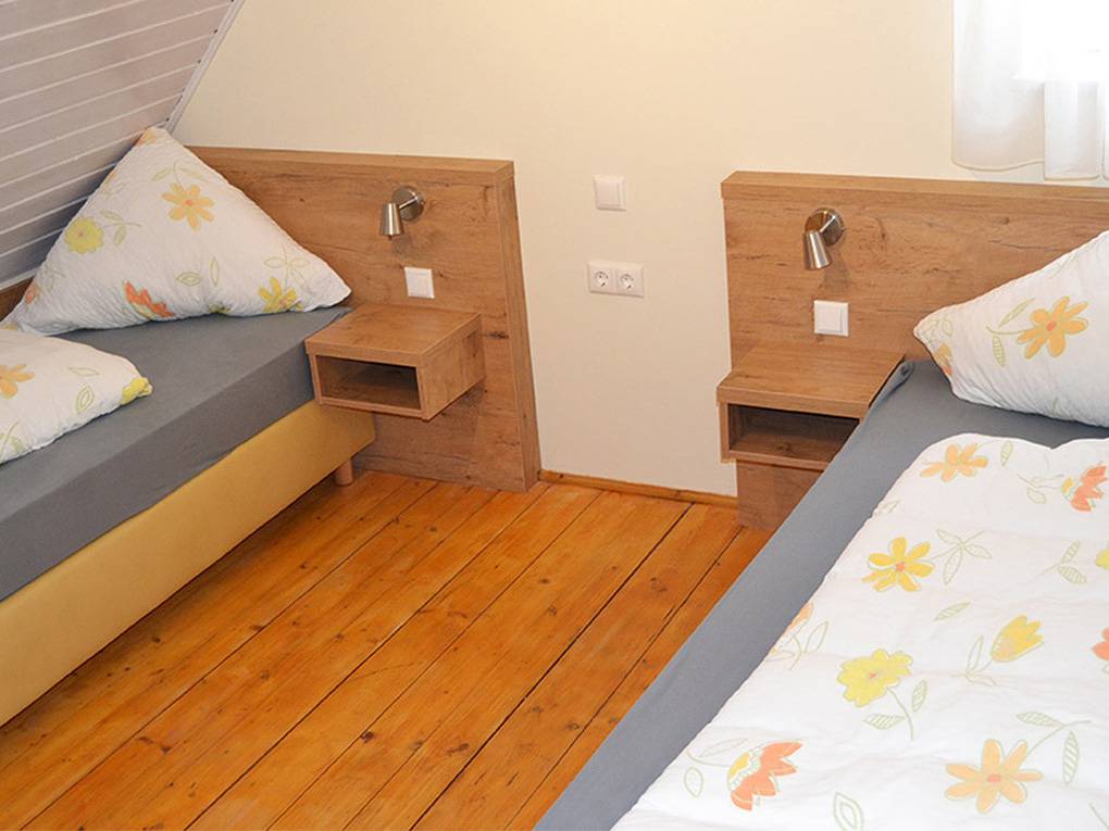 Ganze Ferienwohnung, Libelle in Colmberg, Romantische Straße