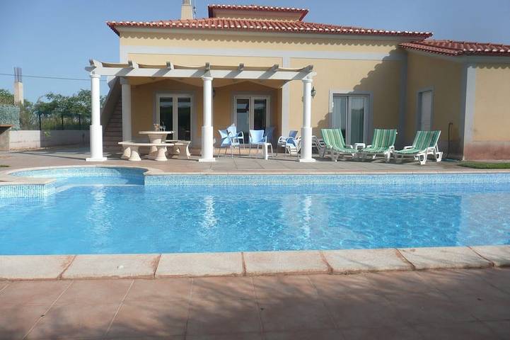 Villa für 11 Personen, mit Garten und Whirlpool - 1