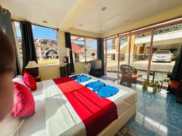 Gîte pour 5 personnes, avec piscine et terrasse, animaux acceptés dans Klong Prao Beach
