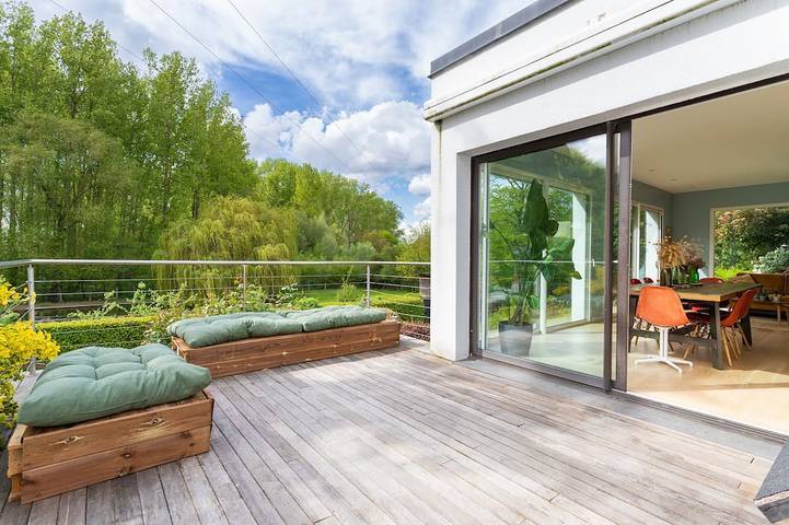 Location de vacances pour 10 personnes, avec sauna ainsi que balcon et jardin à Ennetières-en-Weppes