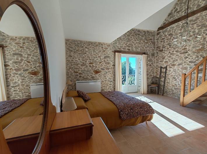 Chambre d’hôte pour 5 personnes, avec piscine et jardin dans l' Aveyron - 4