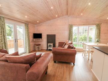 Log Cabin for 6 People in Ashover, Derbyshire, Photo 4