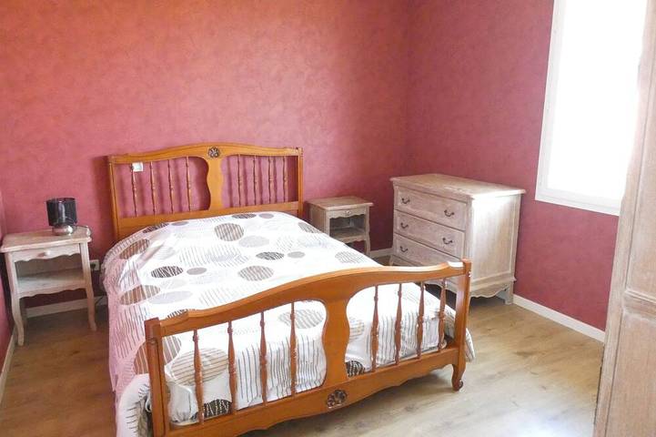 Location de vacances pour 4 personnes, avec jacuzzi à Ambert - 3