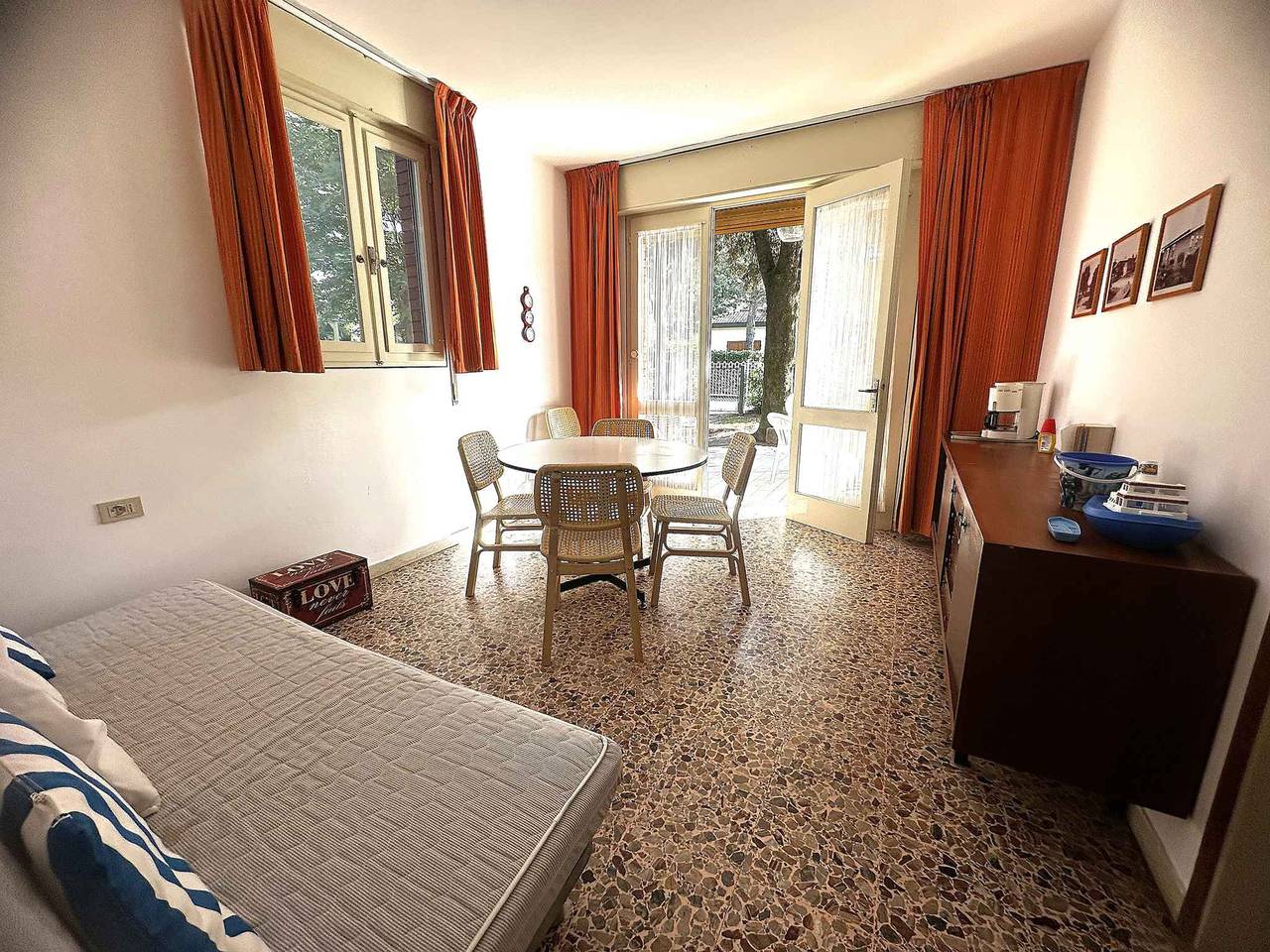 Ganze Ferienwohnung, Ferienwohnung mit privatem Garten in ruhiger Lage  in Bibione, Venedig Provinz