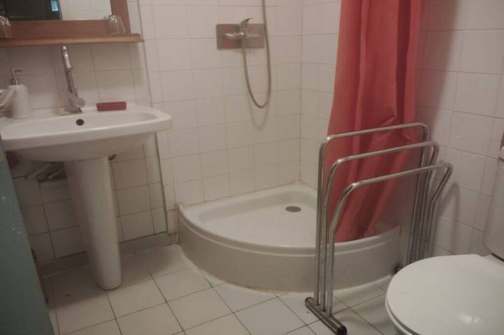 Apartamento entero, Provenza central 15mn Pont du Gard Avignon canoa de natación cerca de Sea Mountain in Rochefort-du-Gard, Region de Nimes