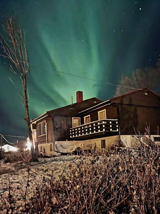 Ferienhaus für 7 Personen, mit Ausblick und Garten