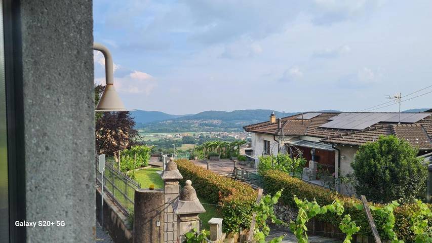 BnB für 2 Personen, mit Ausblick in Mendrisio