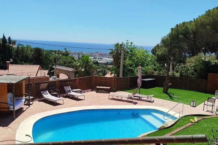 Gîte pour 4 personnes, avec terrasse et jardin à Cabrils - 3