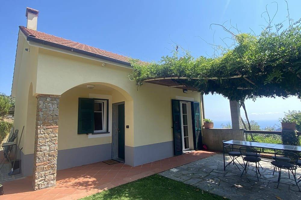 Tina House \"The Oleander\" in Crova, Moneglia