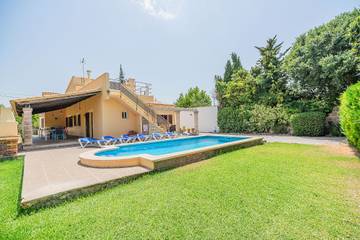Villa in Pollença Stadt, Pollença für 6 