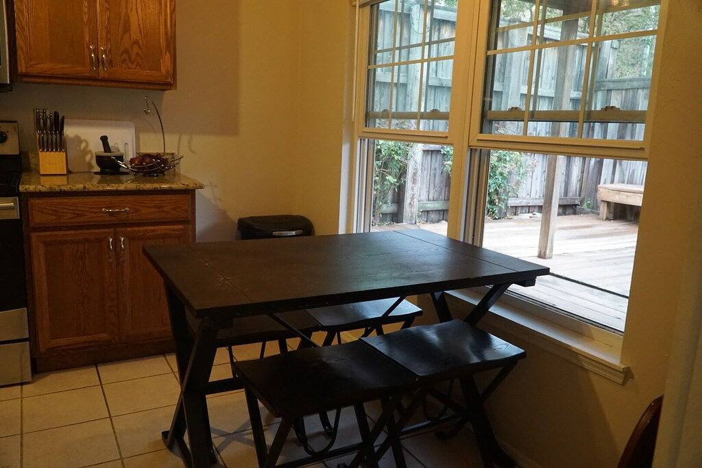 Casa de Tushabe in Irving, Dallas County