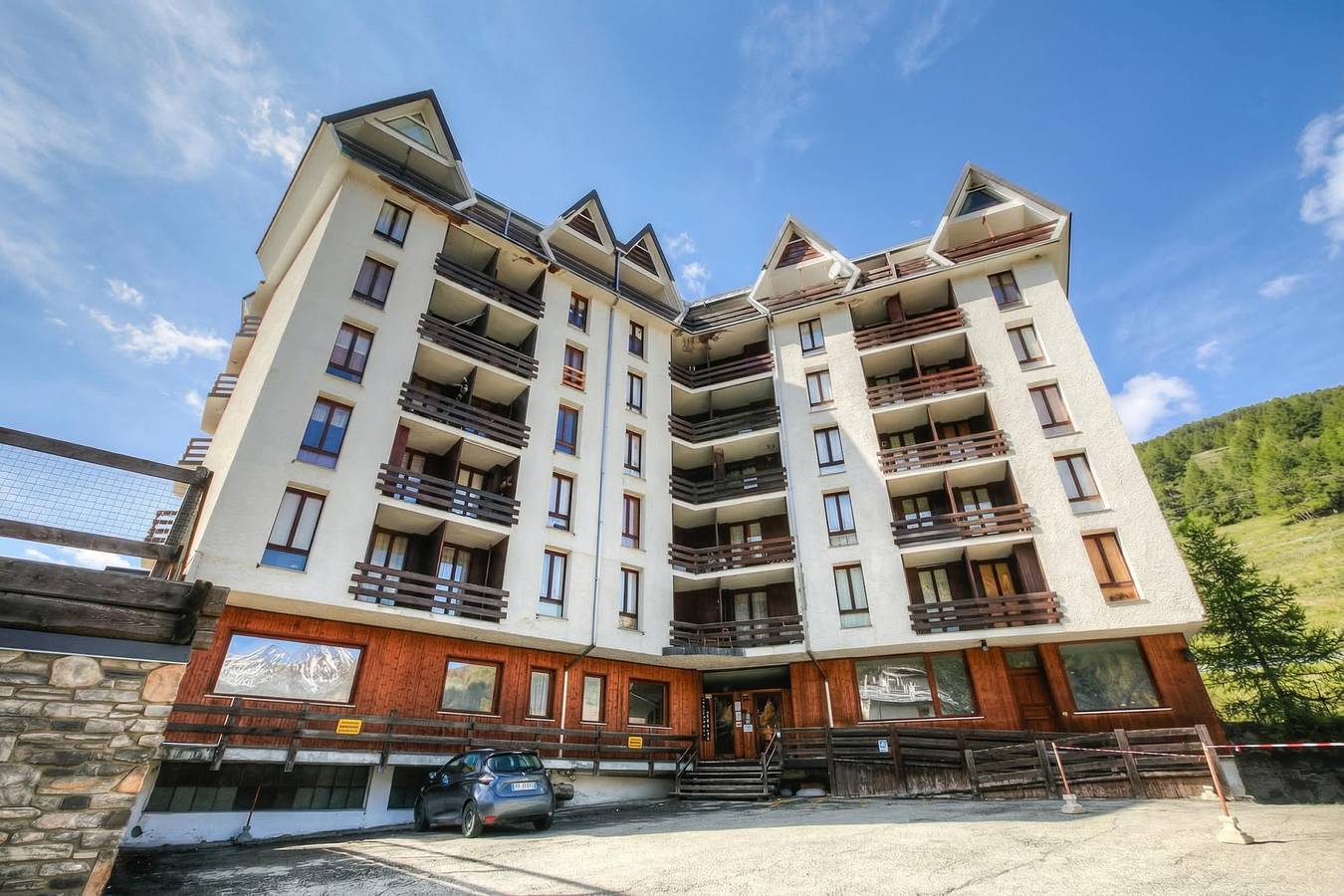 Appartement entier, Appartement avec vue sur la montagne à Pragelato in Pragela, Via Lattea