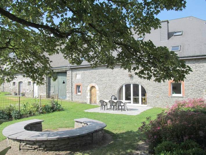 Location de vacances pour 18 personnes, avec vue ainsi que sauna et jardin à Sainte-Ode - 3