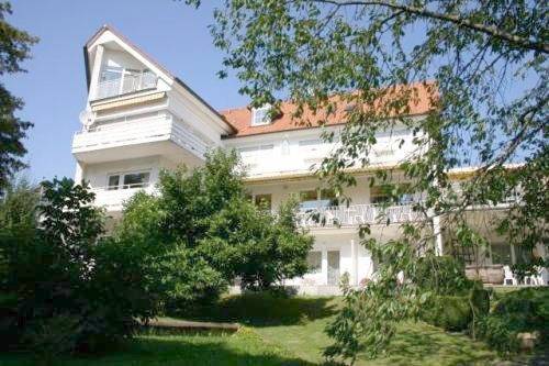 Hotel für 2 Personen, mit Terrasse und Garten in Michelstadt - 2