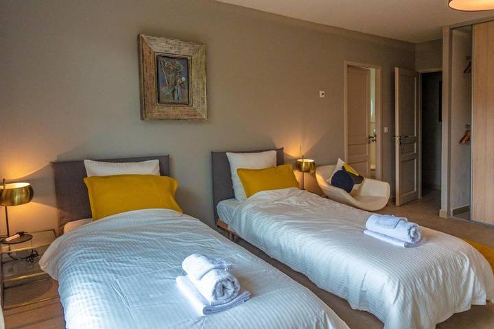 Location de vacances pour 4 personnes, avec jardin ainsi que piscine et vue, animaux acceptés à Le Bar-sur-Loup - 4