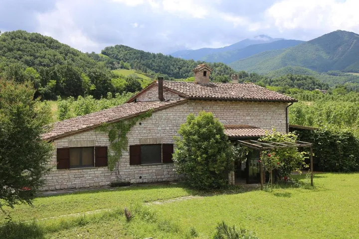 Ferienhaus für 6 Personen, mit Garten und Pool sowie Ausblick - 1
