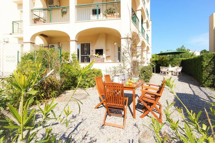 Appartement de vacances pour 4 personnes, avec jardin à Roses