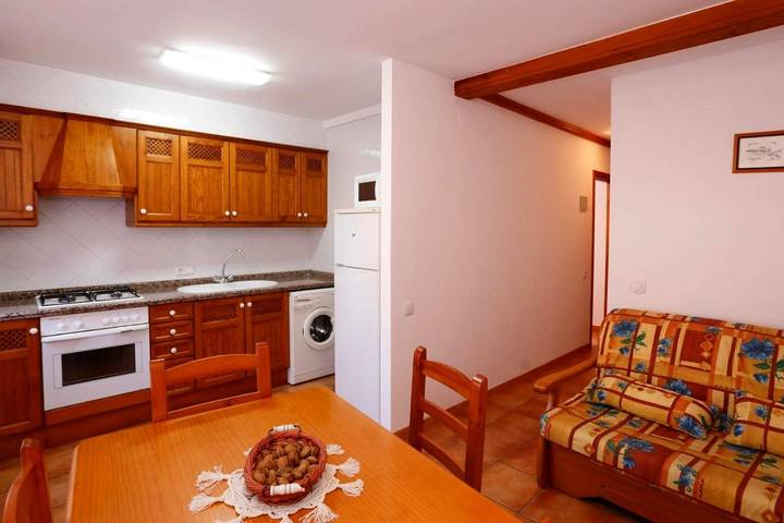 Casa rural para 4 personas, con balcón en Els Ports