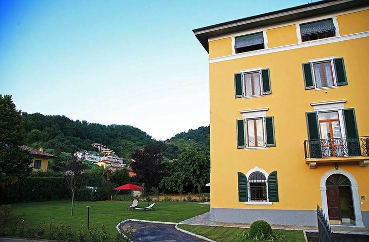 B&b per 2 persone, con Giardino e Panorama a Carrara