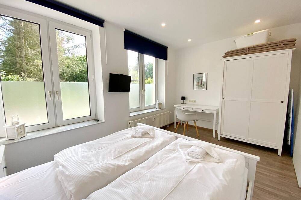 Ganze Wohnung, Groß Stresow - Ferienwohnung \"Vilm\", Eg links - Ferienappartement Vilm auf der in Groß Stresow, Putbus