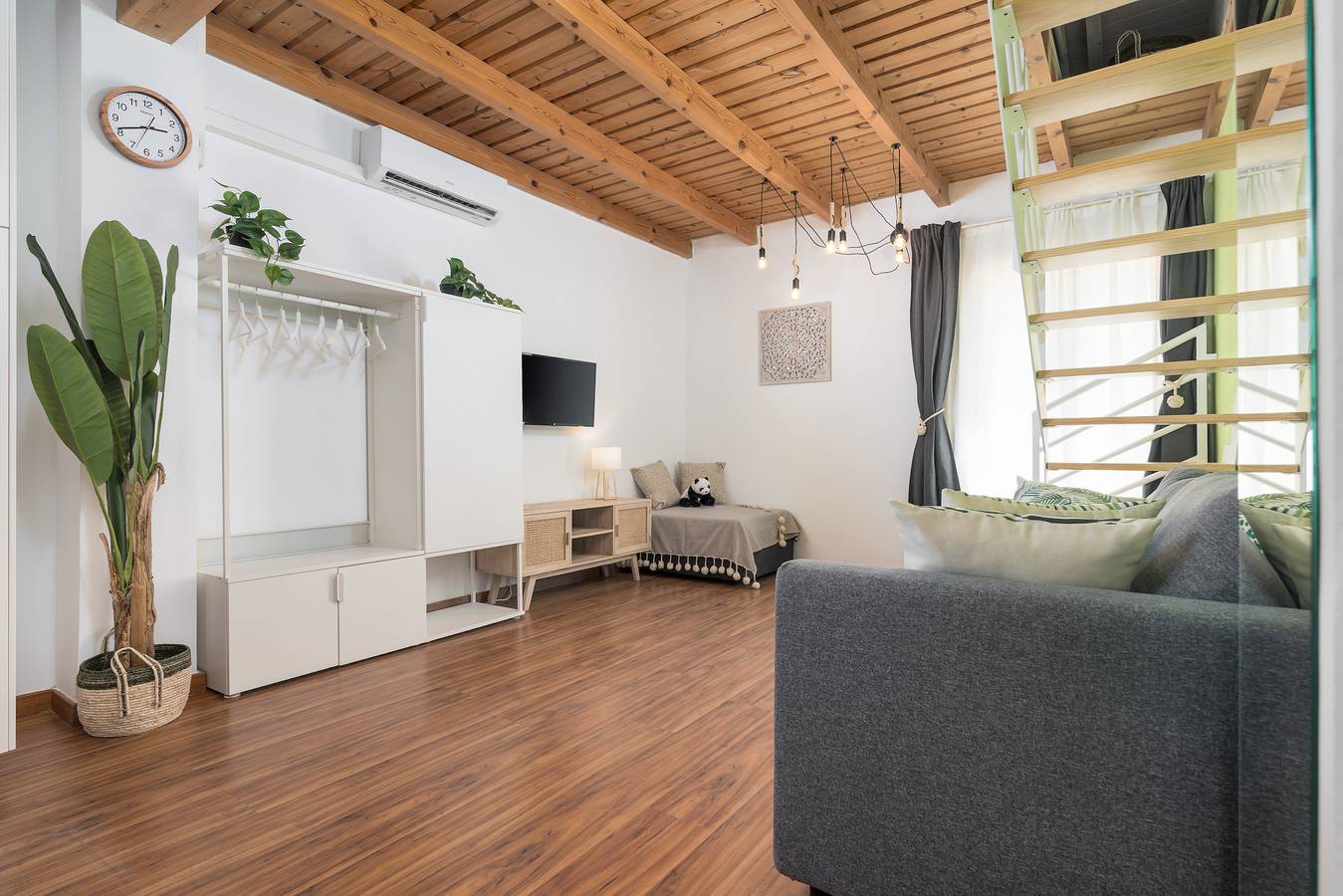 Hel lejlighed, S H Alice Valentin 1 in Centro (Málaga), Malaga