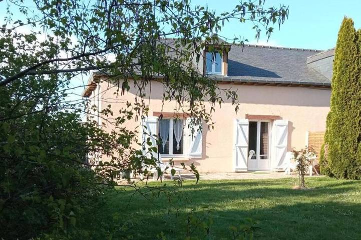 Maison de vacances pour 2 personnes, avec jardin à Chantepie