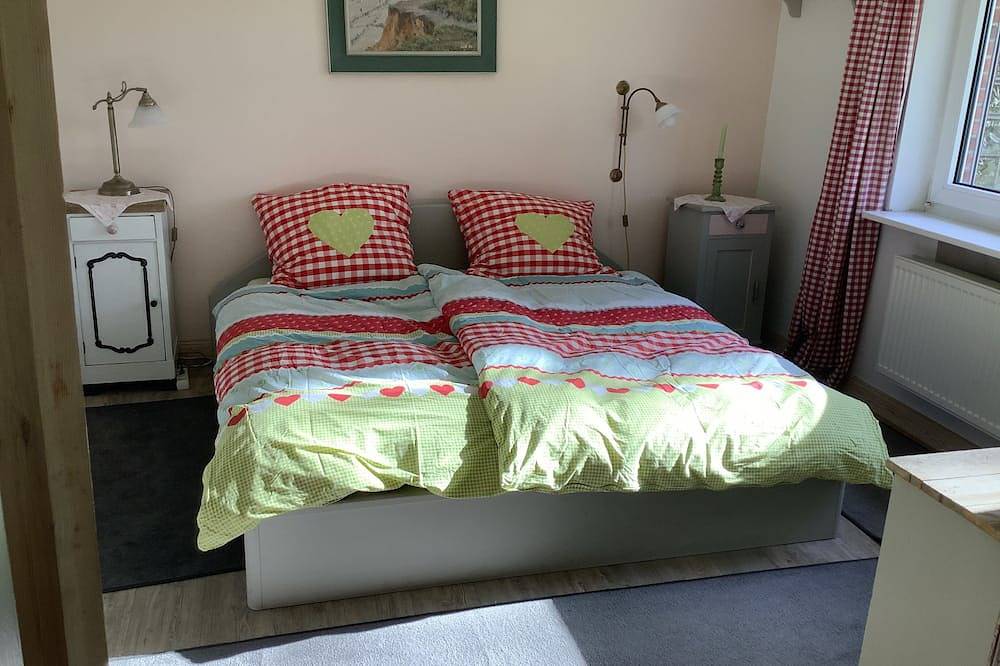 Nordsee , nahe St. Peter Ording, Haus direkt am Deich, sehr ruhig gelegen in Vollerwiek, Eiderstedt
