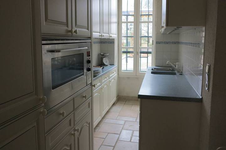 Gîte pour 15 personnes, avec jardin et sauna à Bouresse - 3