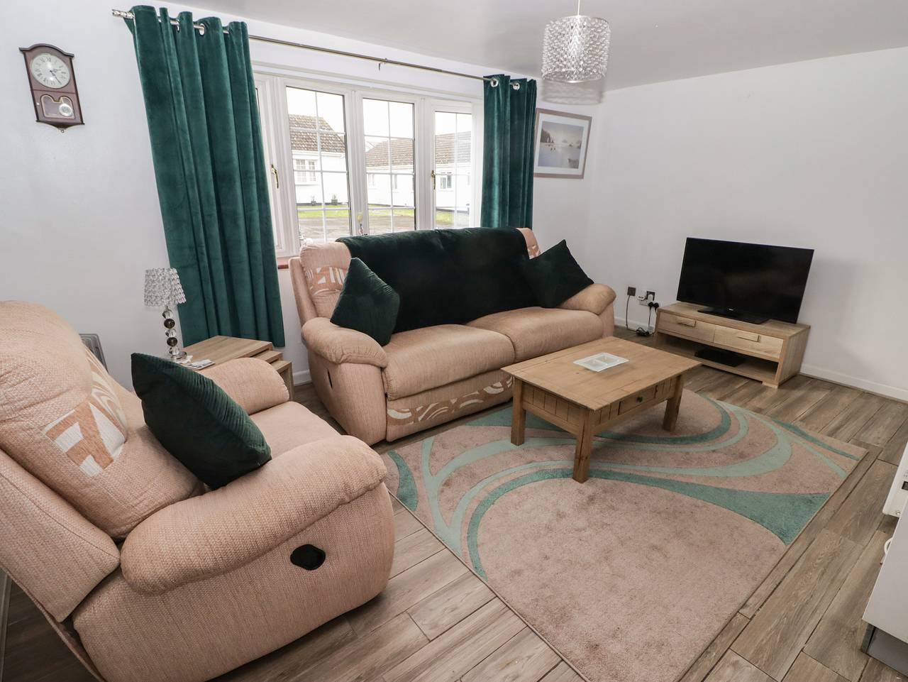 13 Gower Holiday Village in Scurlage, Swansea region