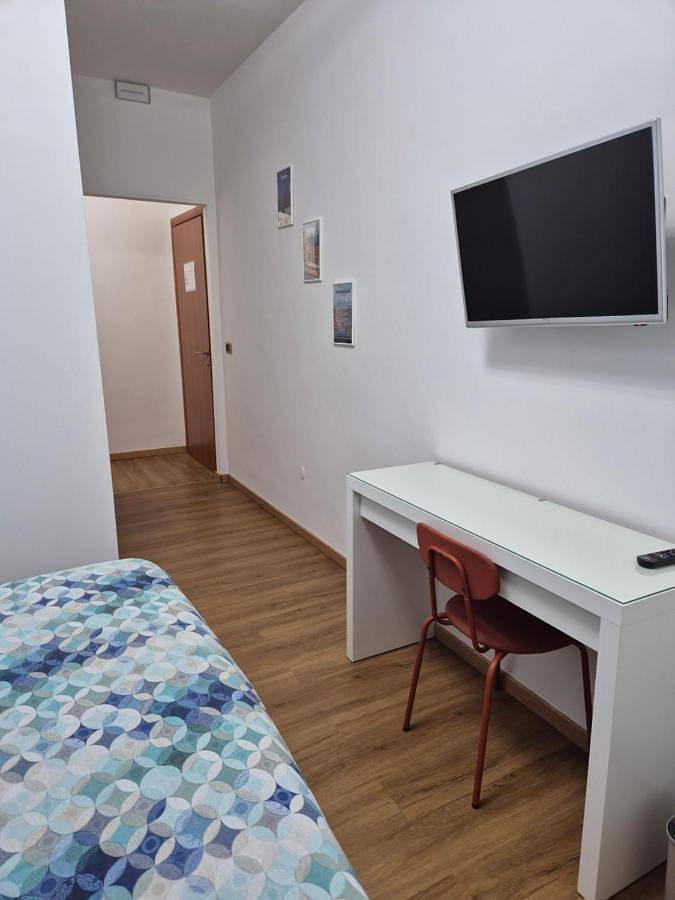 Chambre d’hôte pour 2 personnes, avec balcon et vue à Aversa - 4