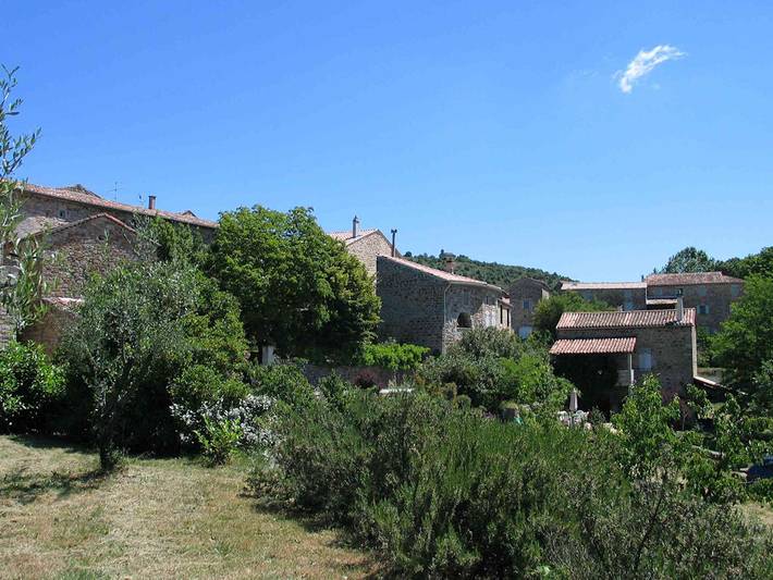 Gîte pour 5 personnes, avec jardin à Les Assions - 3