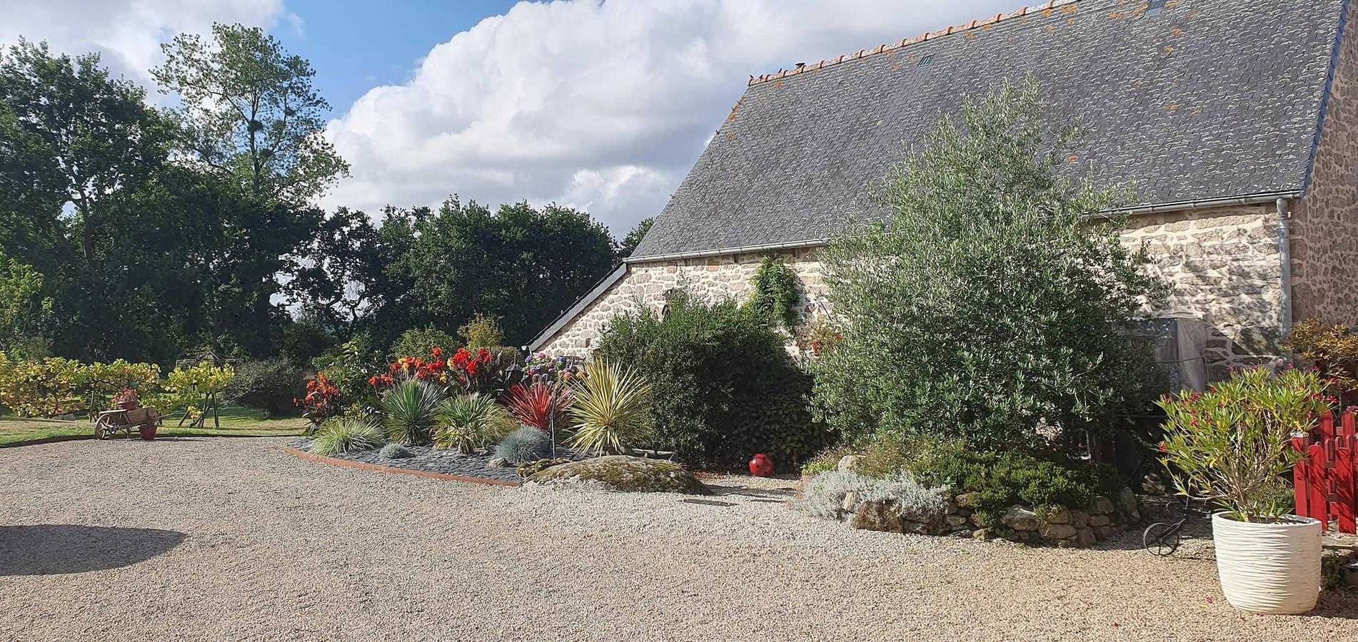 Le Domaine de la petite chèvre in Ploumagoar, Région de Guingamp