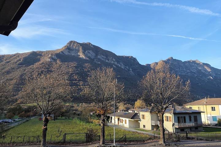 Ferienwohnung für 4 Personen, mit Balkon und Garten am Idrosee