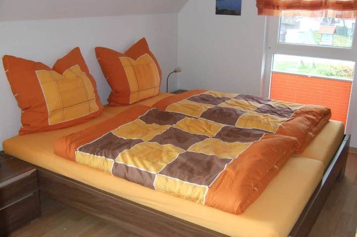 Ferienhaus für 6 Personen, mit Garten und Whirlpool sowie Balkon in Göhren-Lebbin - 2