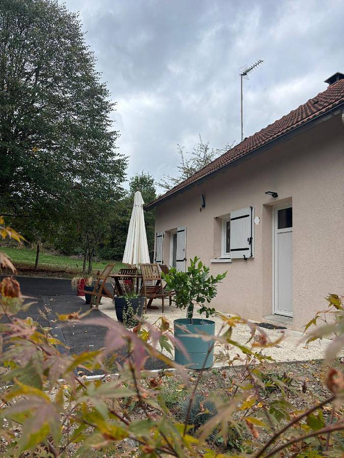 Location de vacances pour 4 personnes, avec Terrasse et Jardin à Crozant