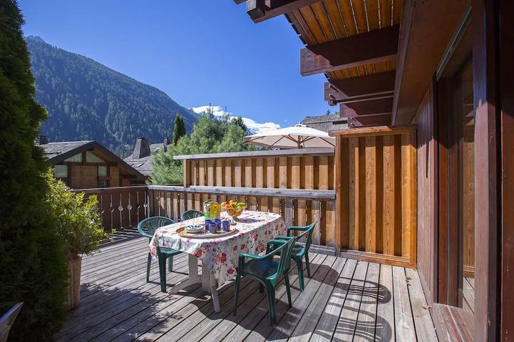 Chalet pour 9 personnes, avec balcon dans Argentière
