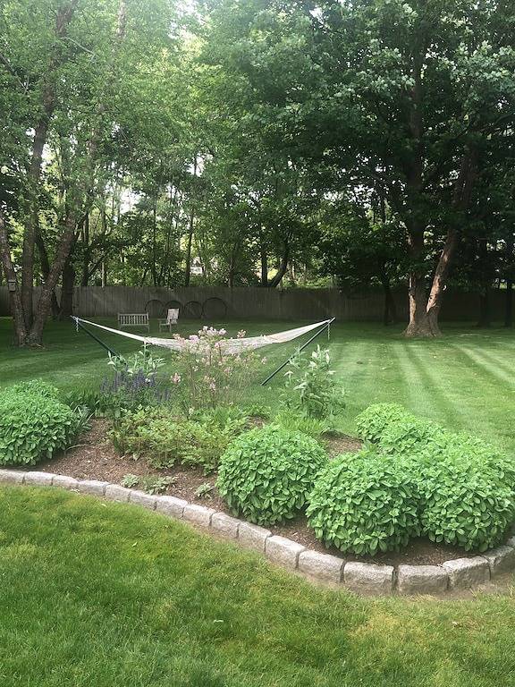 Ruhige Oase Minuten von Stränden, Weinbergen und der Innenstadt von Newport in Middletown, Newport County