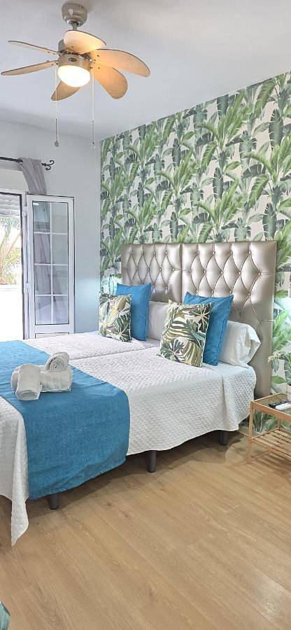 Apartamento para 2 personas, con balcón y vistas, Se admiten mascotas en Playa El Bajondillo