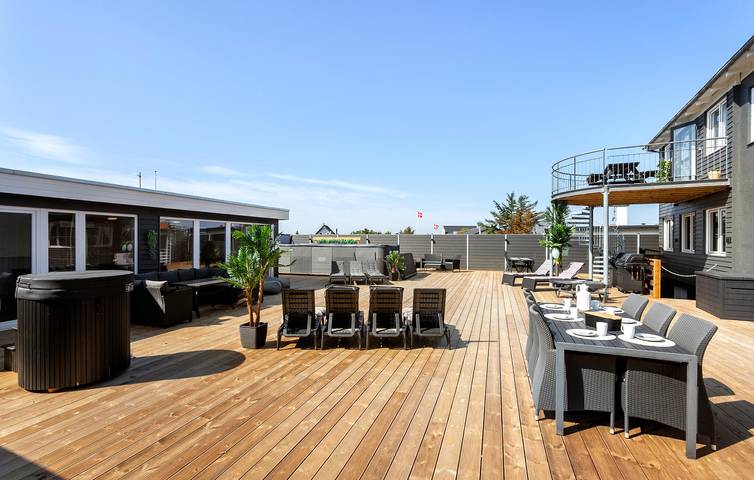 Ferienhaus für 18 Personen, mit Terrasse und Sauna in Vorupør - 4