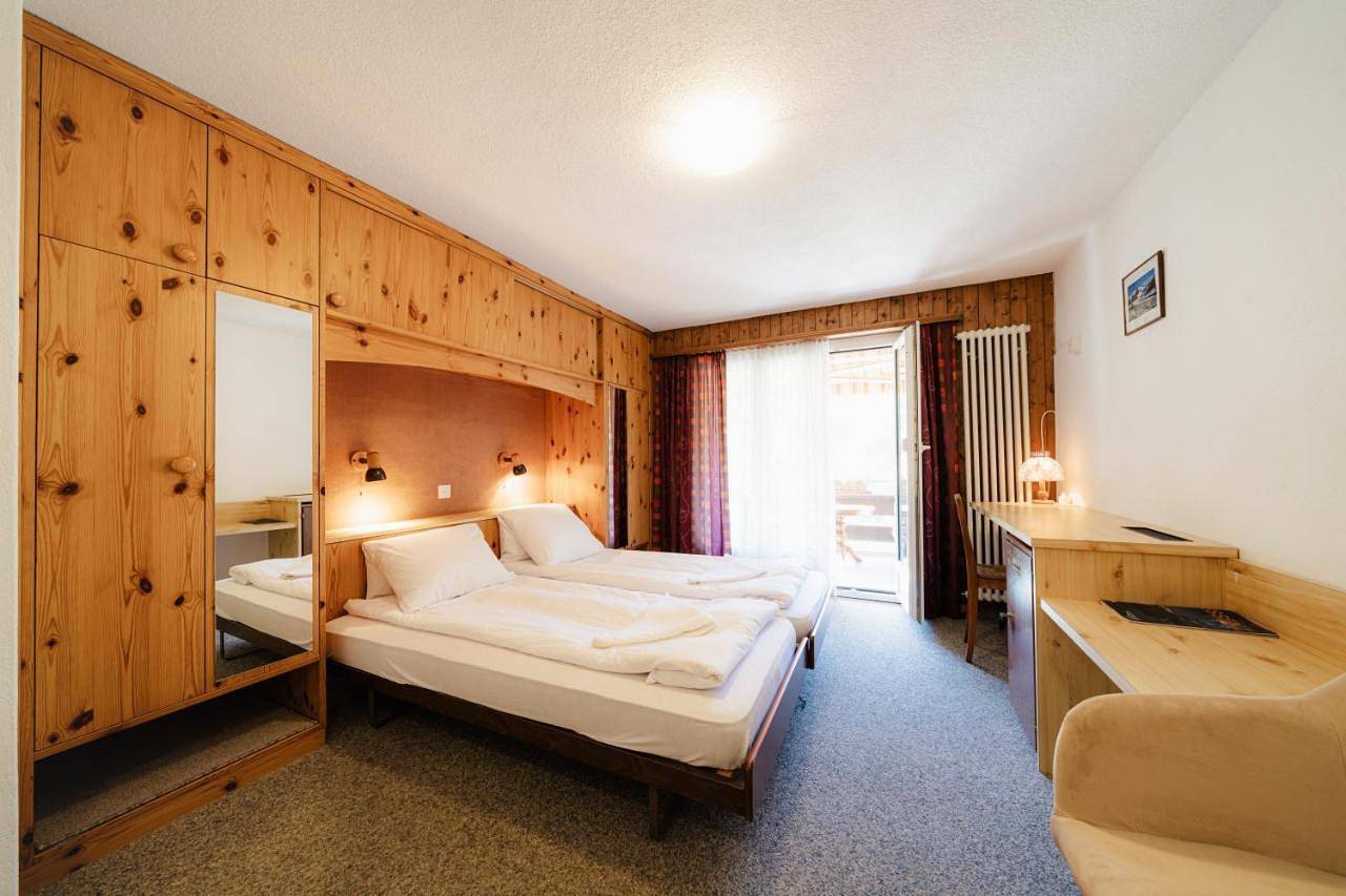 Double Room with Private Bathroom in Klosters-Serneus, Chaîne de Plessur