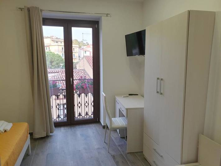 Gîte pour 2 personnes, avec vue et balcon à Scalea - 3